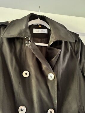 Calvin Klein Women's Black Double-Breasted Trench